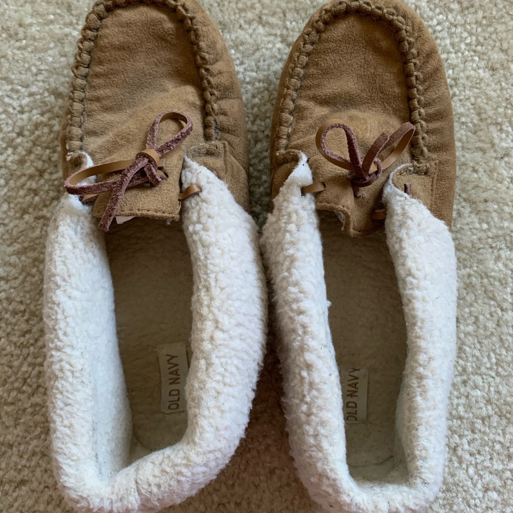 Old navy Moccasin slippers